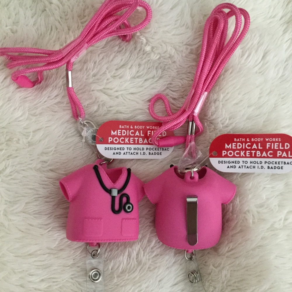 🦄 Bath & Bodyworks Medical Scrubs Pocketback 🦠😷